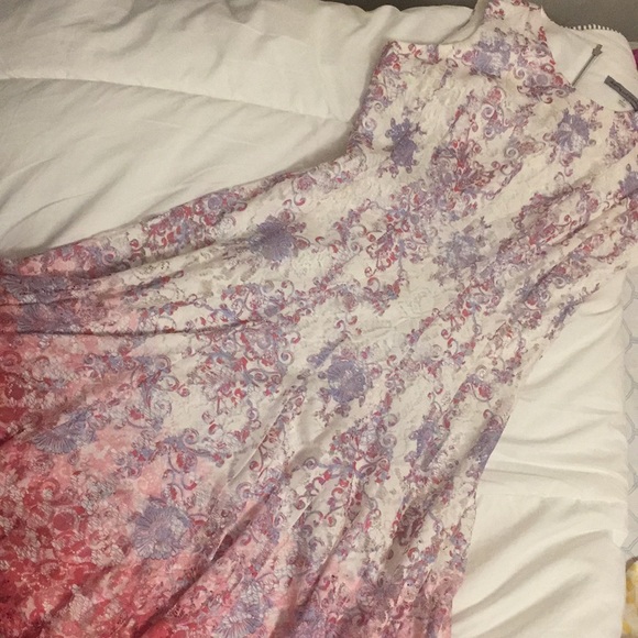 Dress - Picture 1 of 1